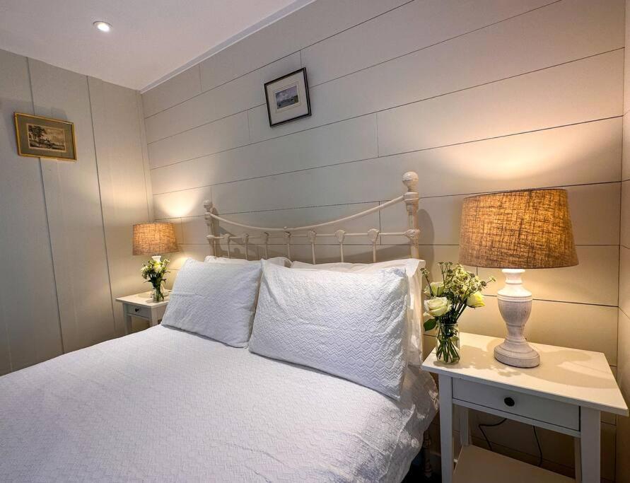 Stylish 3Br Cowes Cottage Close To The Waterfront Kültér fotó